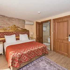 By Murat Royal Galata Türkei